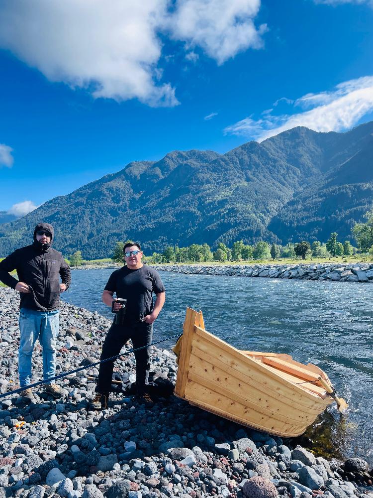 Pesca Deportiva en el Río Liucura: Guía para Principiantes en Pucón